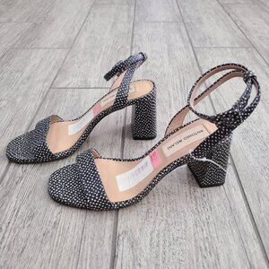 Antonio Melani women's black and white open toe sandal block heel size 6